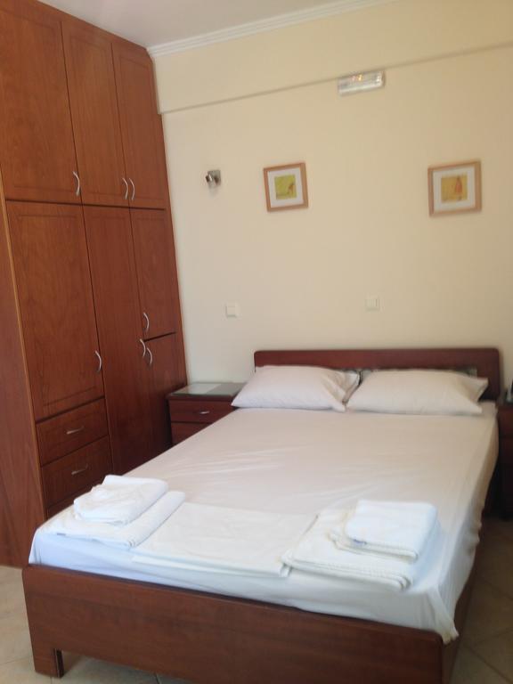 Villa Agni Yénion Zimmer foto